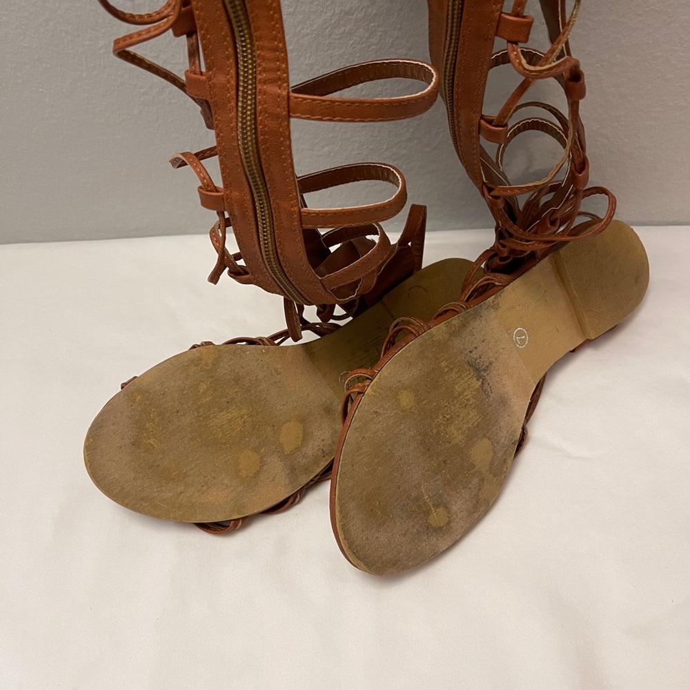 Sandals size 7 - Picture 6 of 7